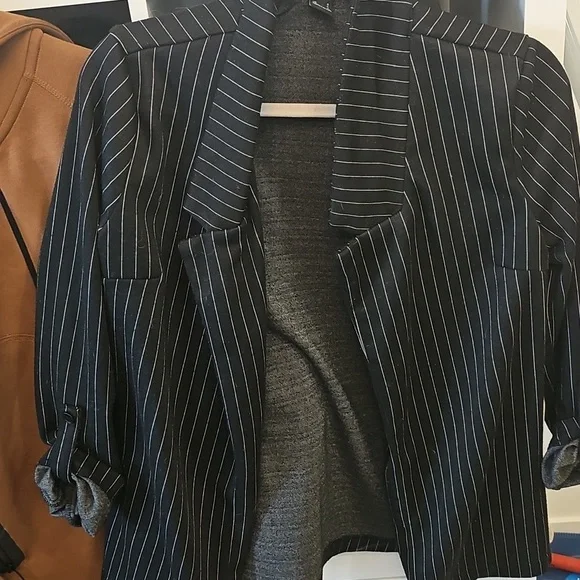 Forever 21 - Picture 1 of 1